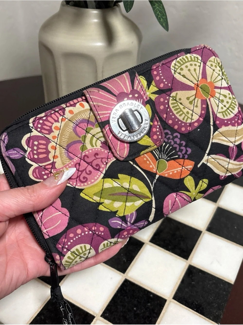 Vera Bradley PIROUETTE PINK Retired Pattern Vintage Turn Lock Wallet Clutch